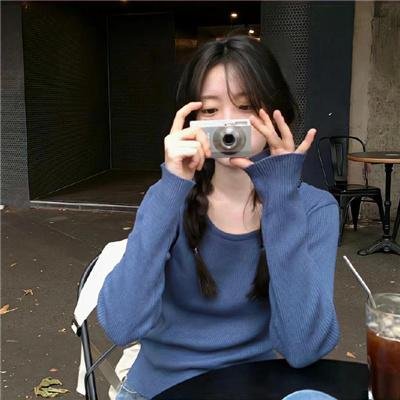 惹她干嘛,她二嫁但皇帝心尖宠